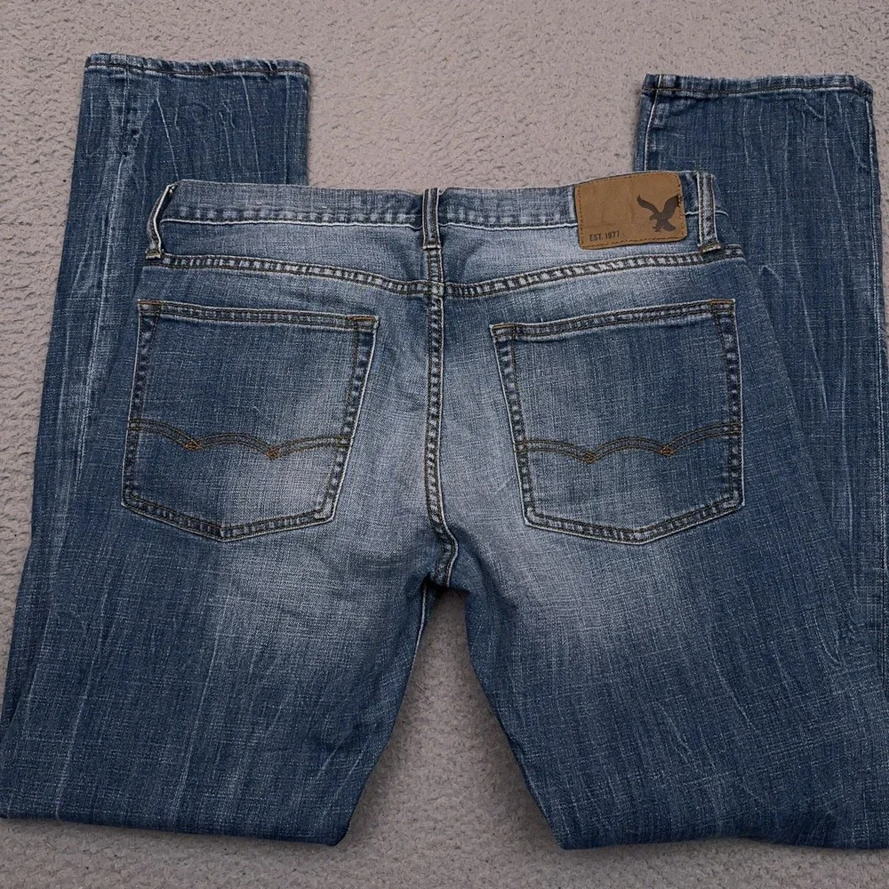 American Eagle Jeans Men's 33x32 Slim Straight Medium Wash‎ Faded Whiskered